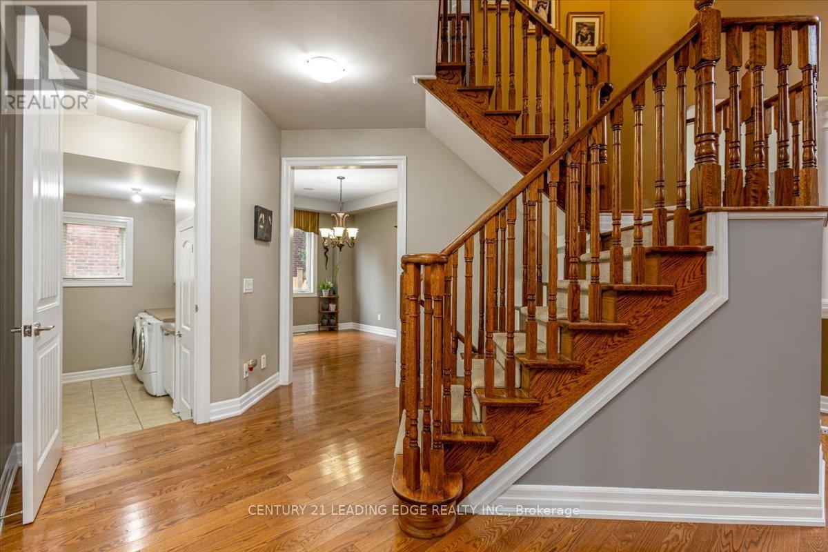 55 Campbell Drive, Uxbridge, Ontario  L9P 0B3 - Photo 7 - N12123532