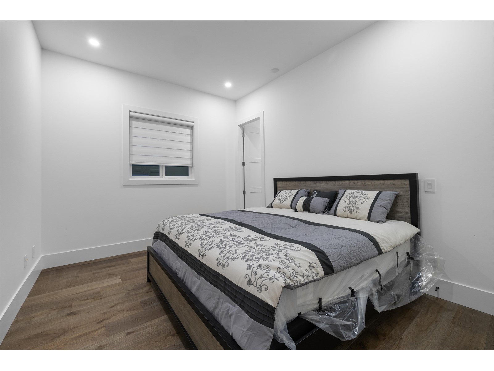 8743 Milton Drive, Surrey, British Columbia  V3S 5G9 - Photo 7 - R2991760