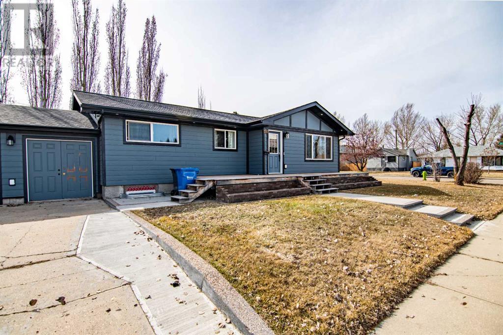 Property at 5801 West Park Crescent image 4
