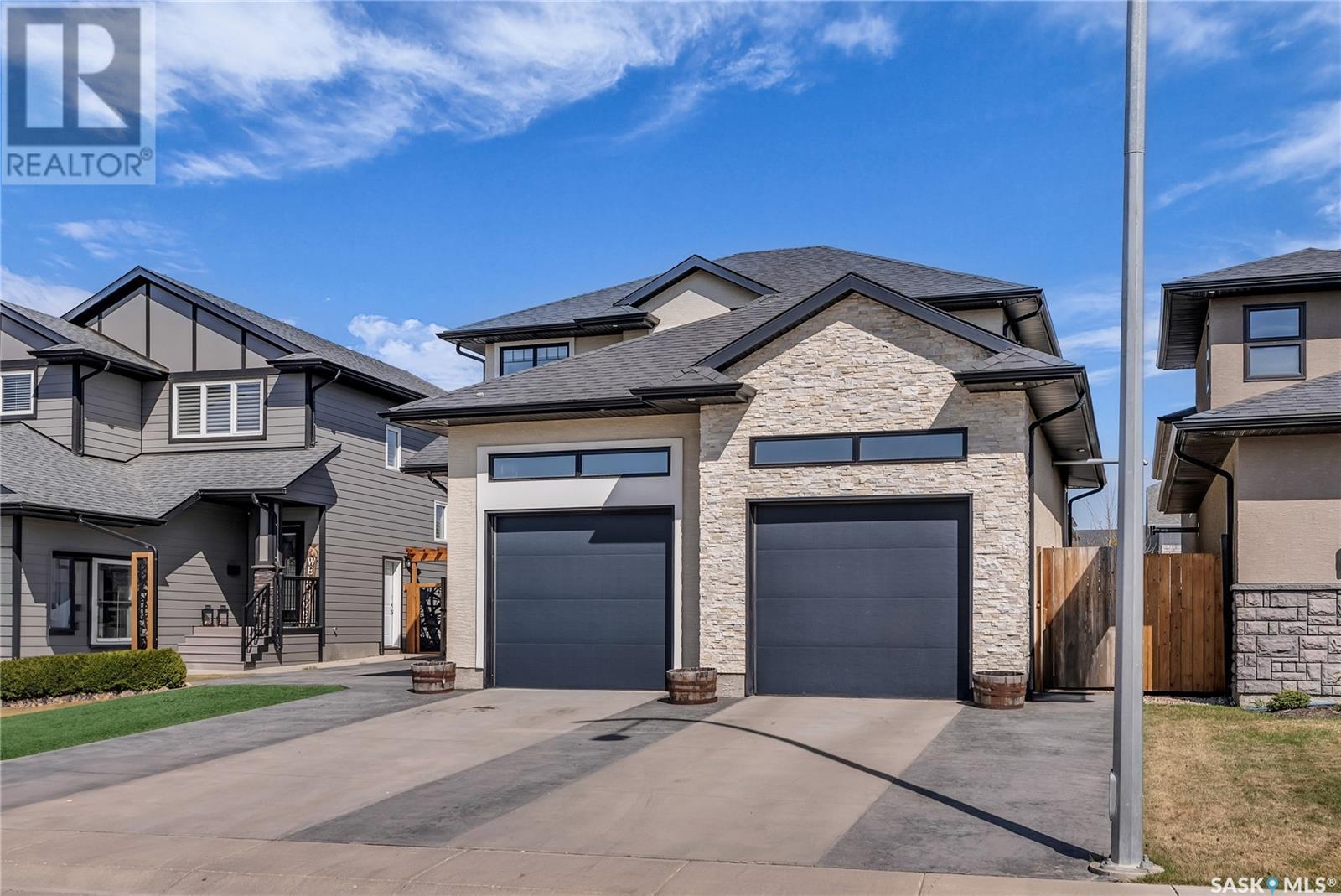 Property at 642 Kloppenburg TERRACE image 2