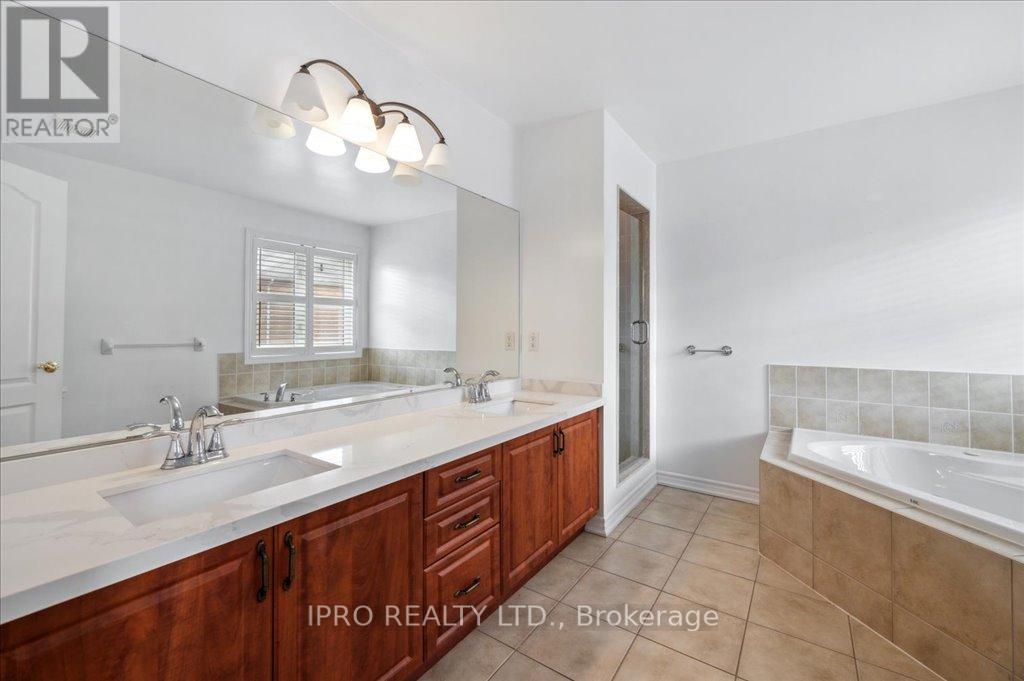 1309 Kestell Boulevard, Oakville, Ontario  L6H 0B9 - Photo 27 - W12123506