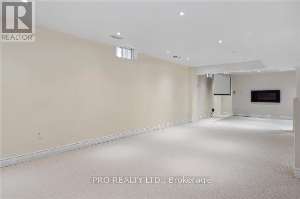 1309 Kestell Boulevard, Oakville, Ontario  L6H 0B9 - Photo 40 - W12123506