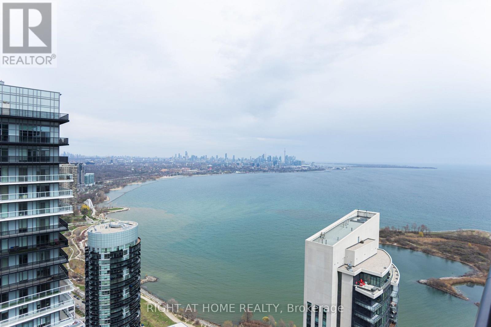 5002 - 70 Annie Craig Drive, Toronto, Ontario  M8V 0G2 - Photo 7 - W12123519