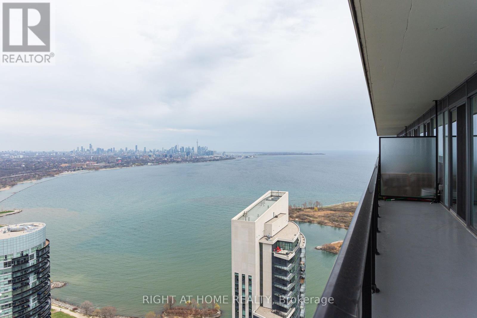5002 - 70 Annie Craig Drive, Toronto, Ontario  M8V 0G2 - Photo 8 - W12123519