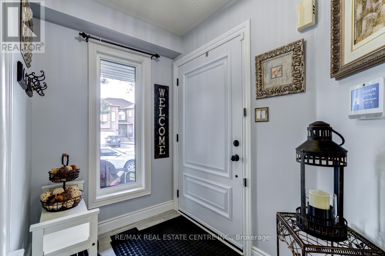 Property at 11 TANZINI DRIVE image 4
