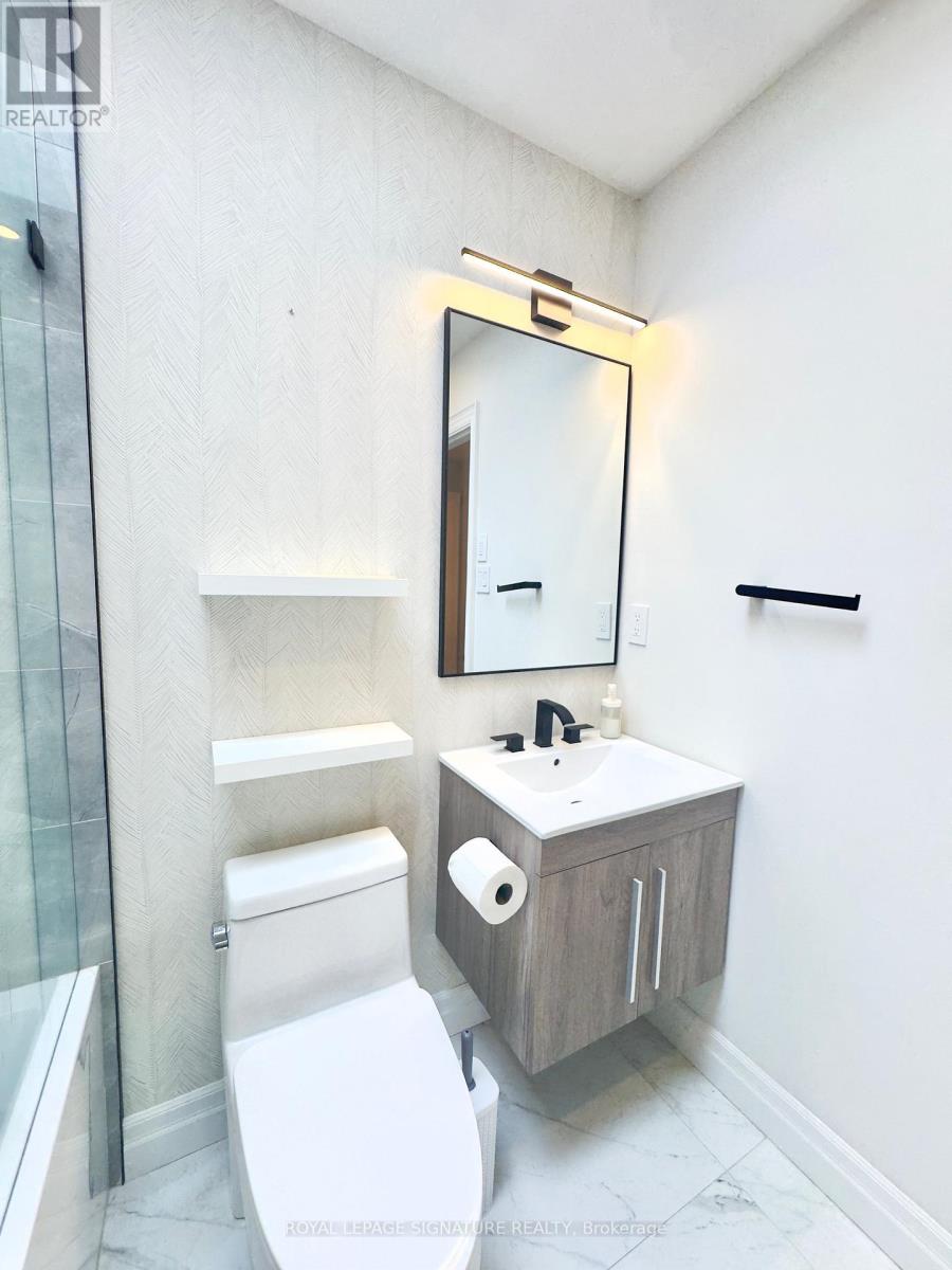 Room - 462 Luzon Crescent, Mississauga, Ontario  L5B 3W9 - Photo 10 - W12123085