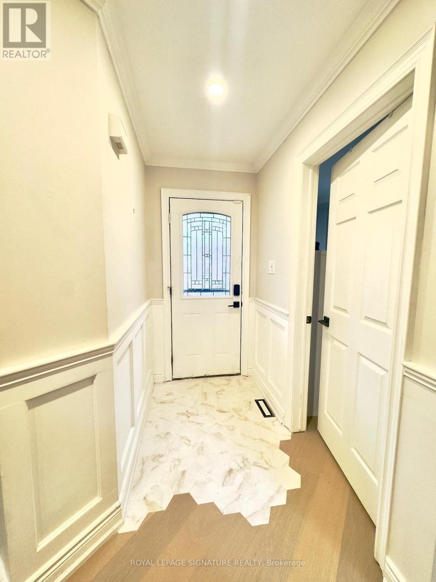 Room - 462 Luzon Crescent, Mississauga, Ontario  L5B 3W9 - Photo 4 - W12123085
