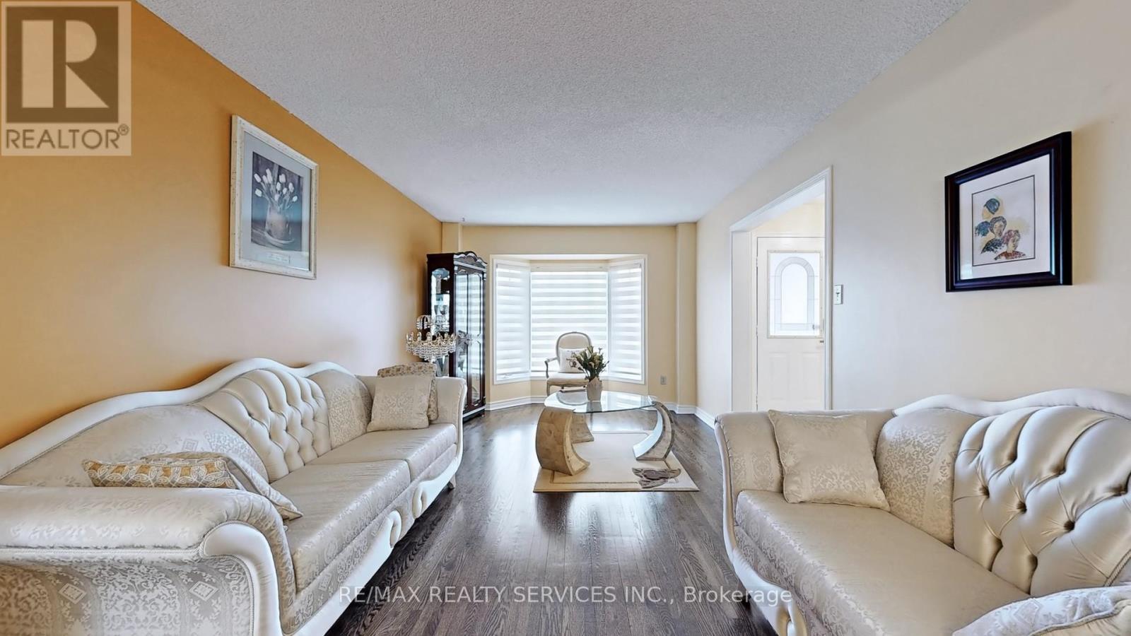87 Sprucelands Avenue, Brampton (Sandringham-Wellington), Ontario  L6R 1N3 - Photo 7 - W12123433