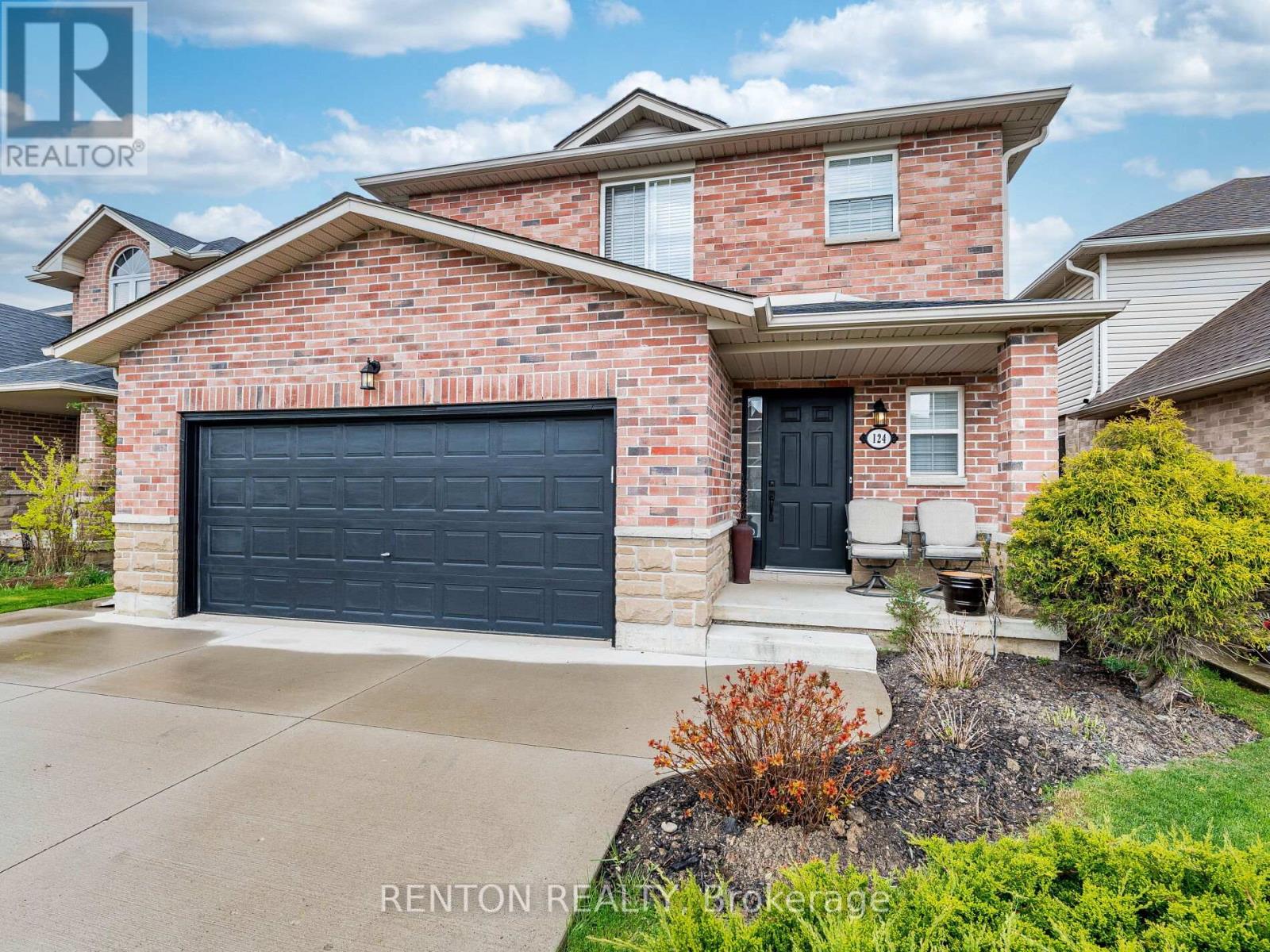 Property at 124 ROSEBURY WAY image 1