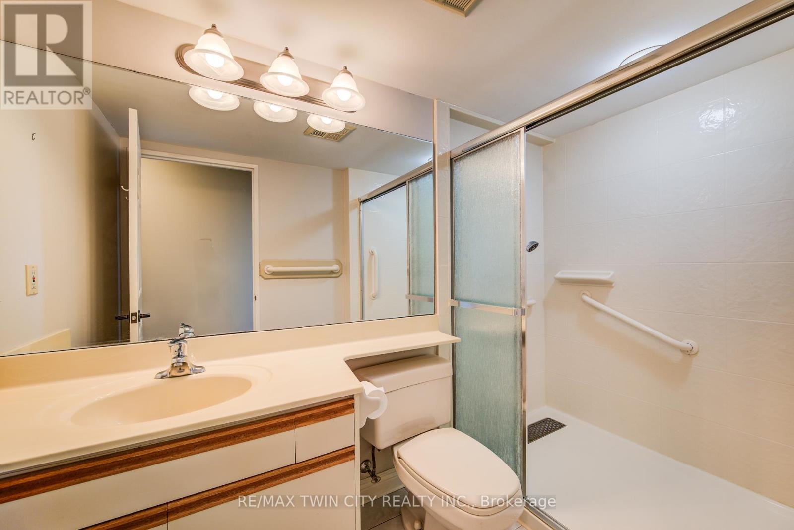 1607 - 6 Willow Street, Waterloo, Ontario  N2J 4S3 - Photo 24 - X12123518