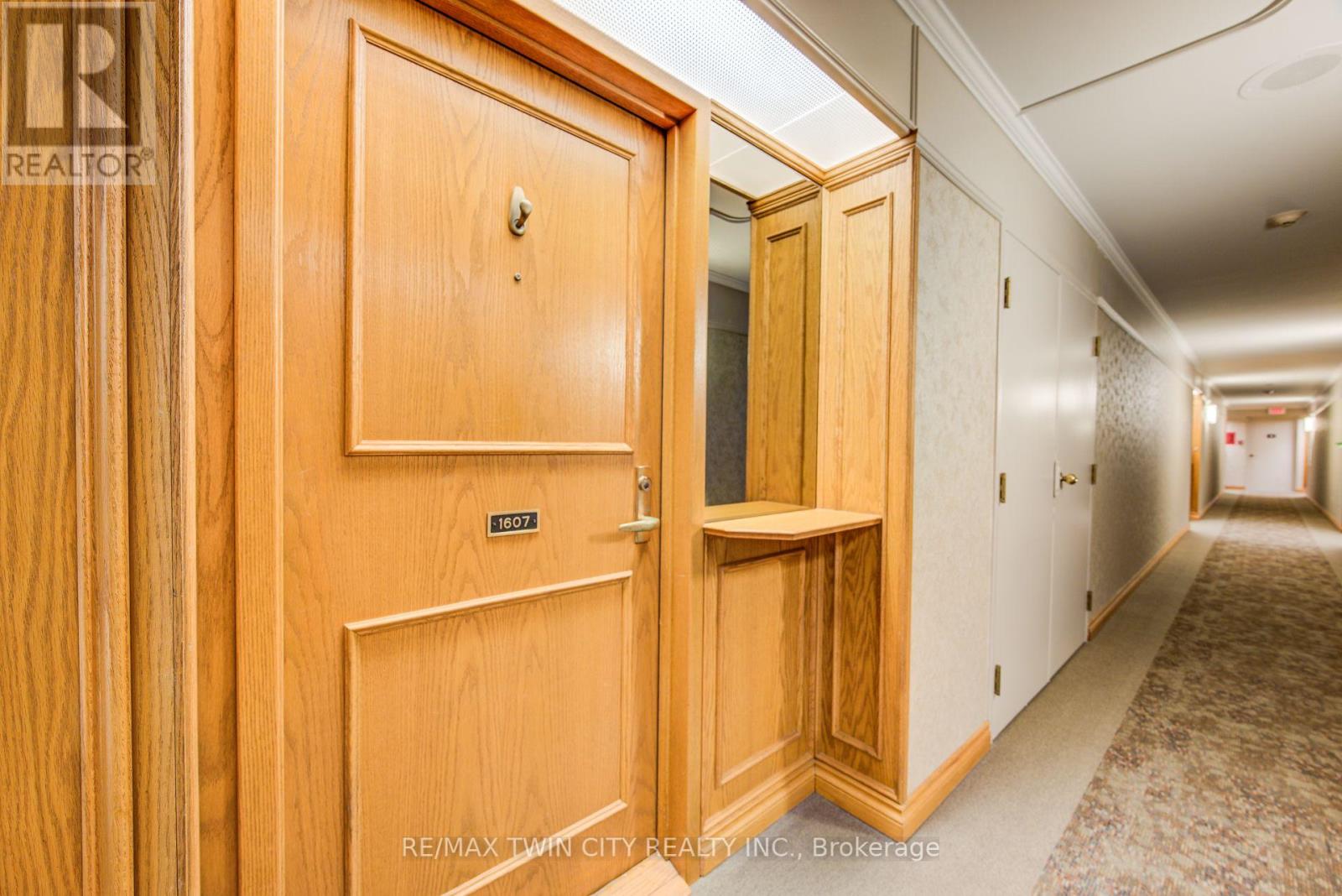 1607 - 6 Willow Street, Waterloo, Ontario  N2J 4S3 - Photo 6 - X12123518