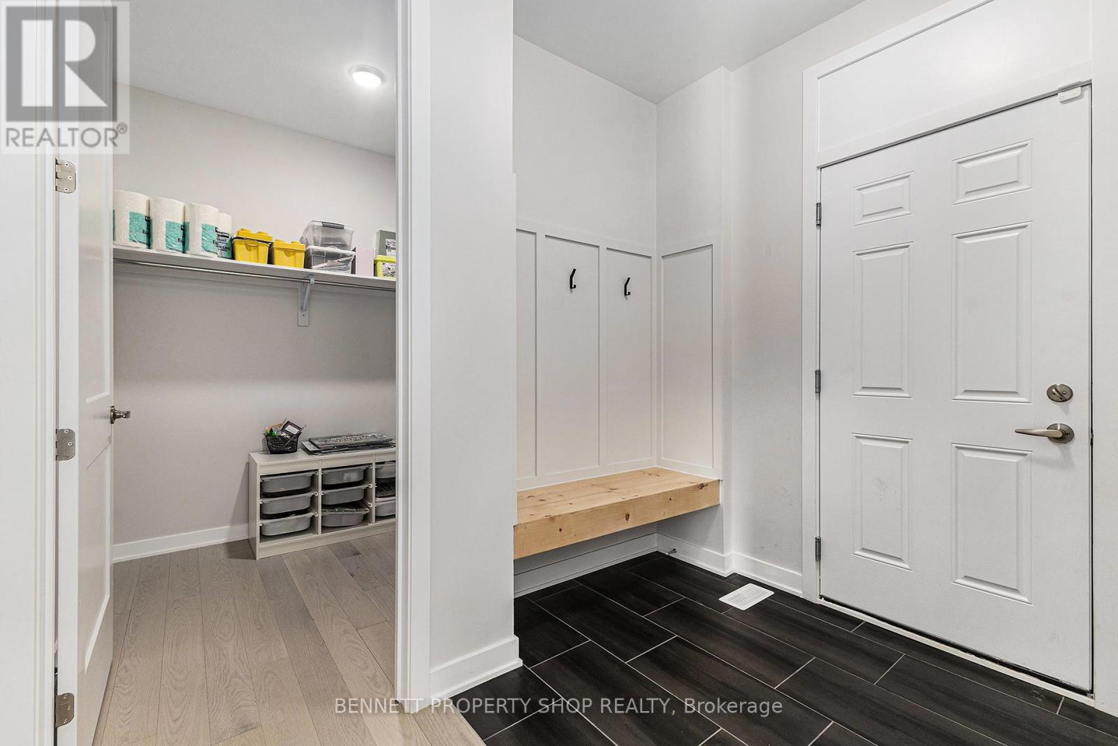 639 Terrier Circle, Ottawa, Ontario  K0A 2Z0 - Photo 12 - X12033329