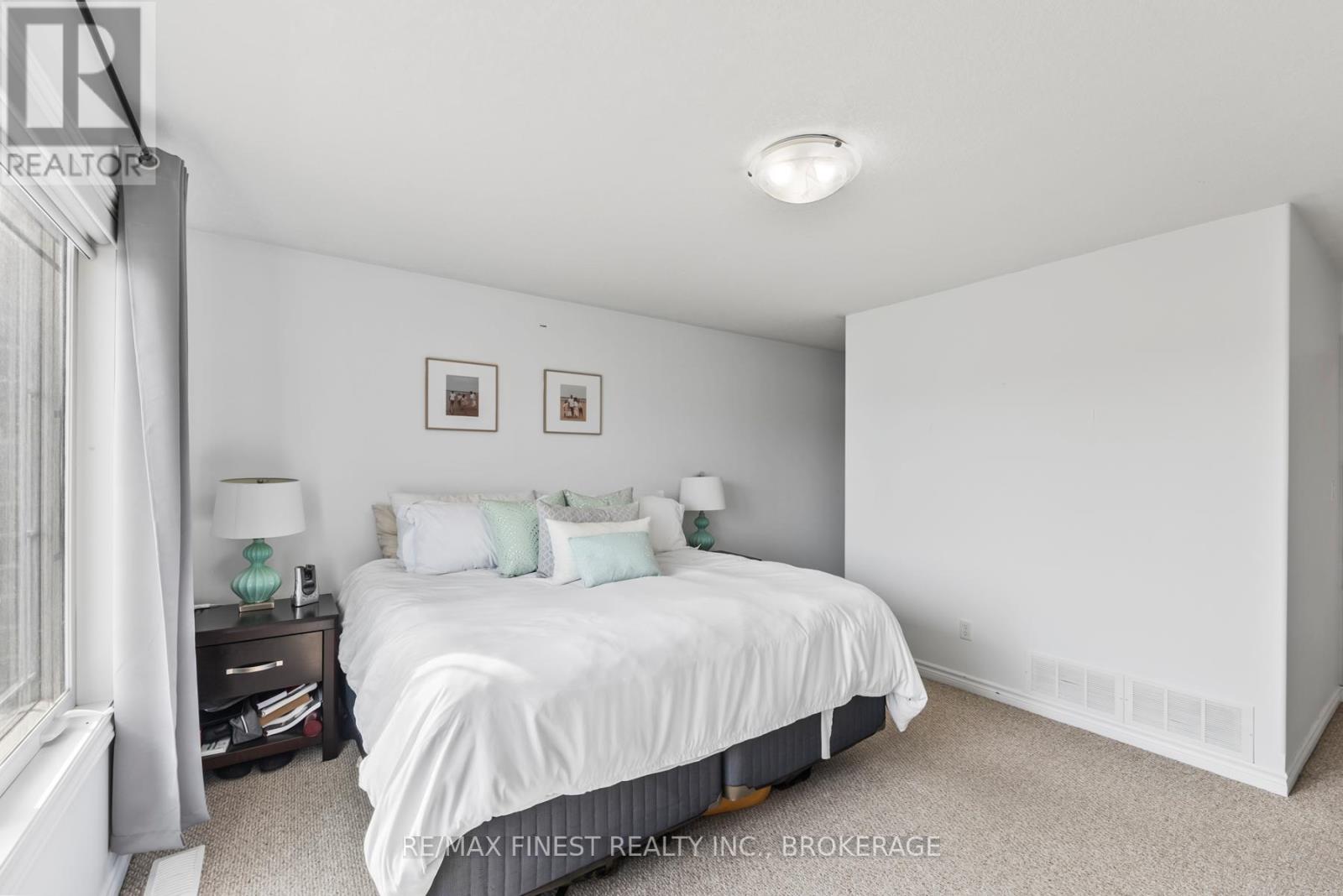 106 Connell Drive, Loyalist (Amherstview), Ontario  K7N 0A1 - Photo 26 - X12123561