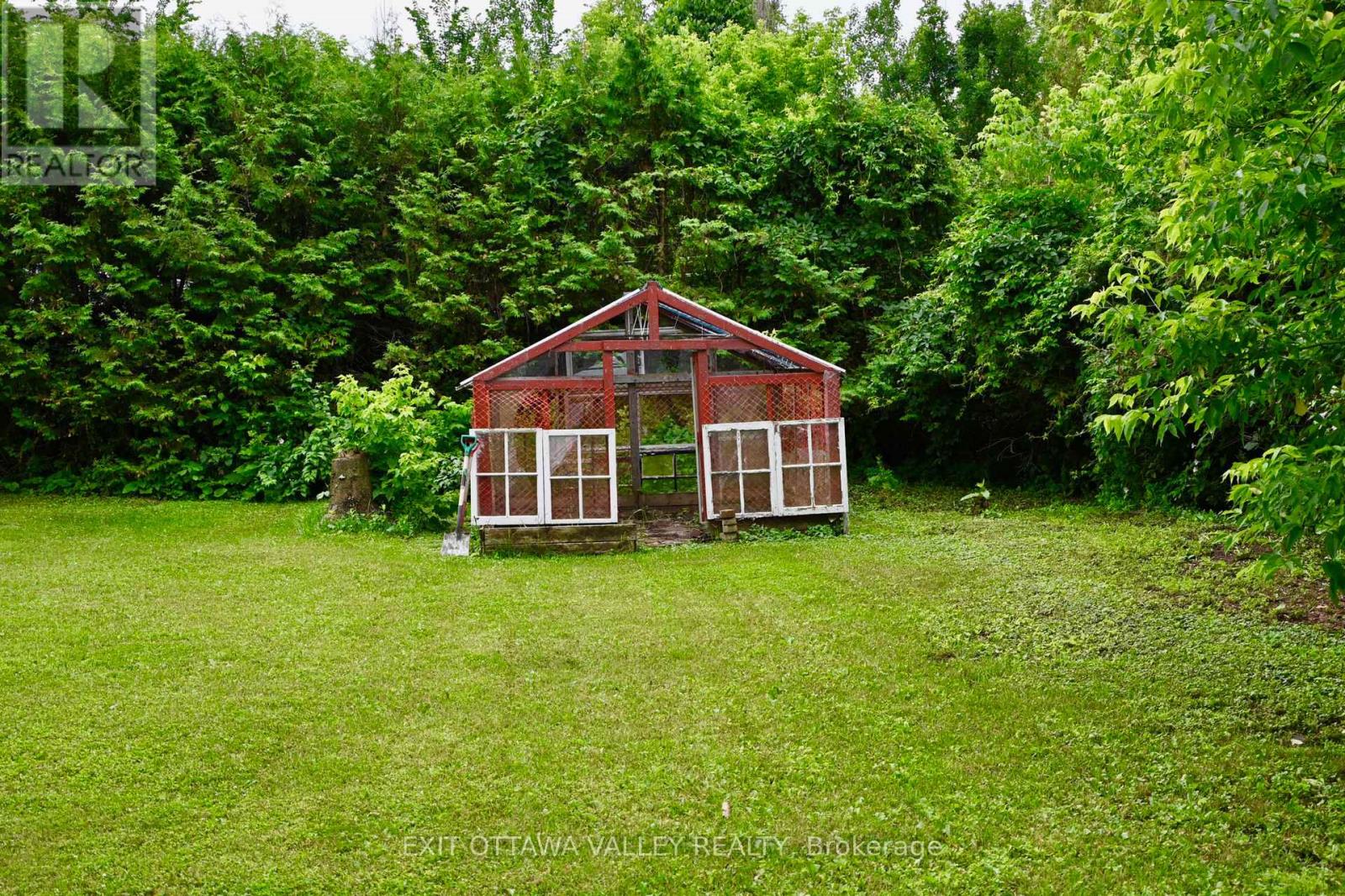 27 Grace Street, Whitewater Region, Ontario  K0J 2L0 - Photo 25 - X12123574