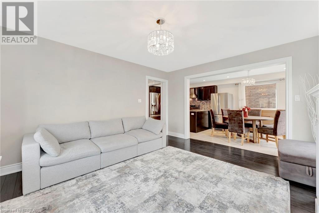 241 Thomas Avenue, Brantford, Ontario  N3S 0E1 - Photo 11 - 40724490