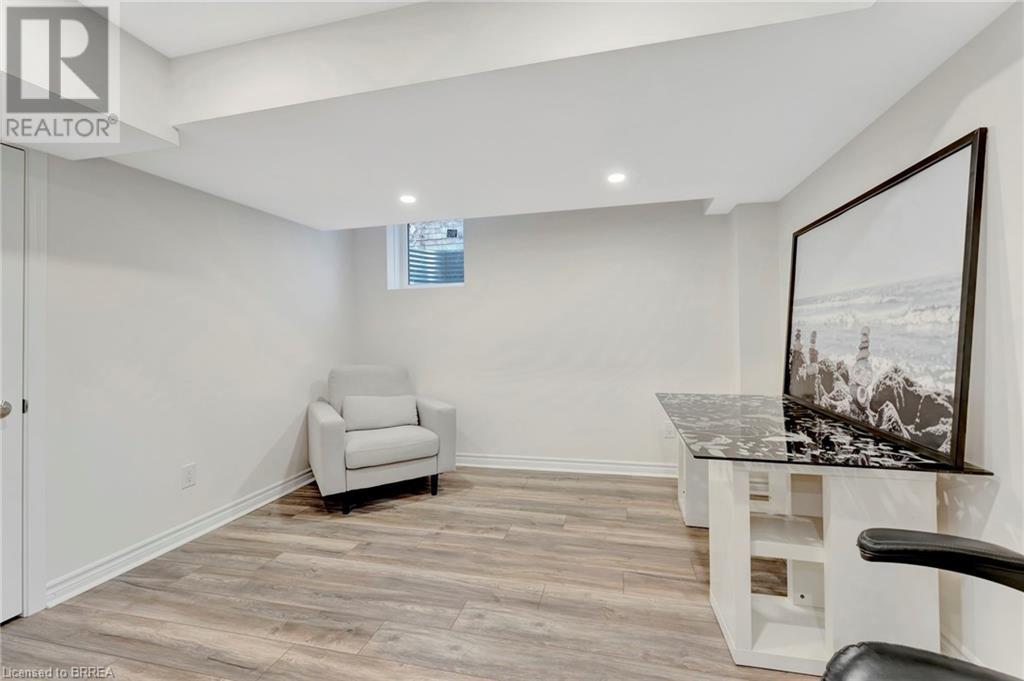 241 Thomas Avenue, Brantford, Ontario  N3S 0E1 - Photo 29 - 40724490