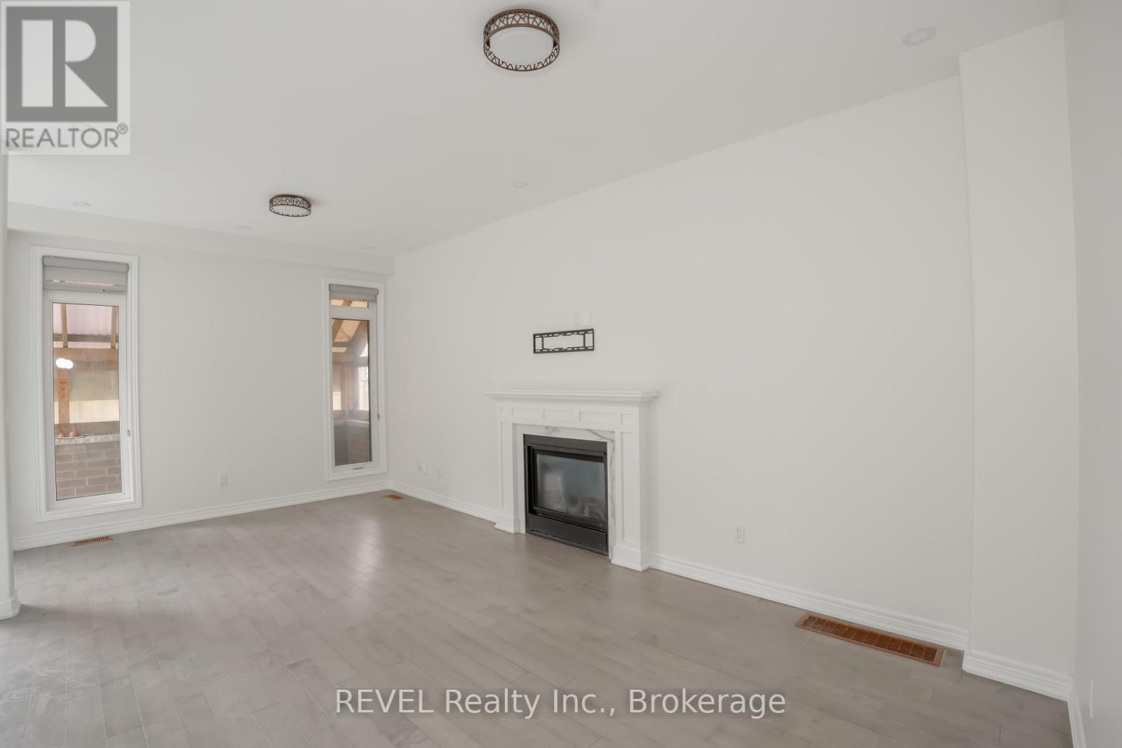 6739 Sam Iorfida Drive, Niagara Falls (Oldfield), Ontario  L2G 0H6 - Photo 11 - X12123551