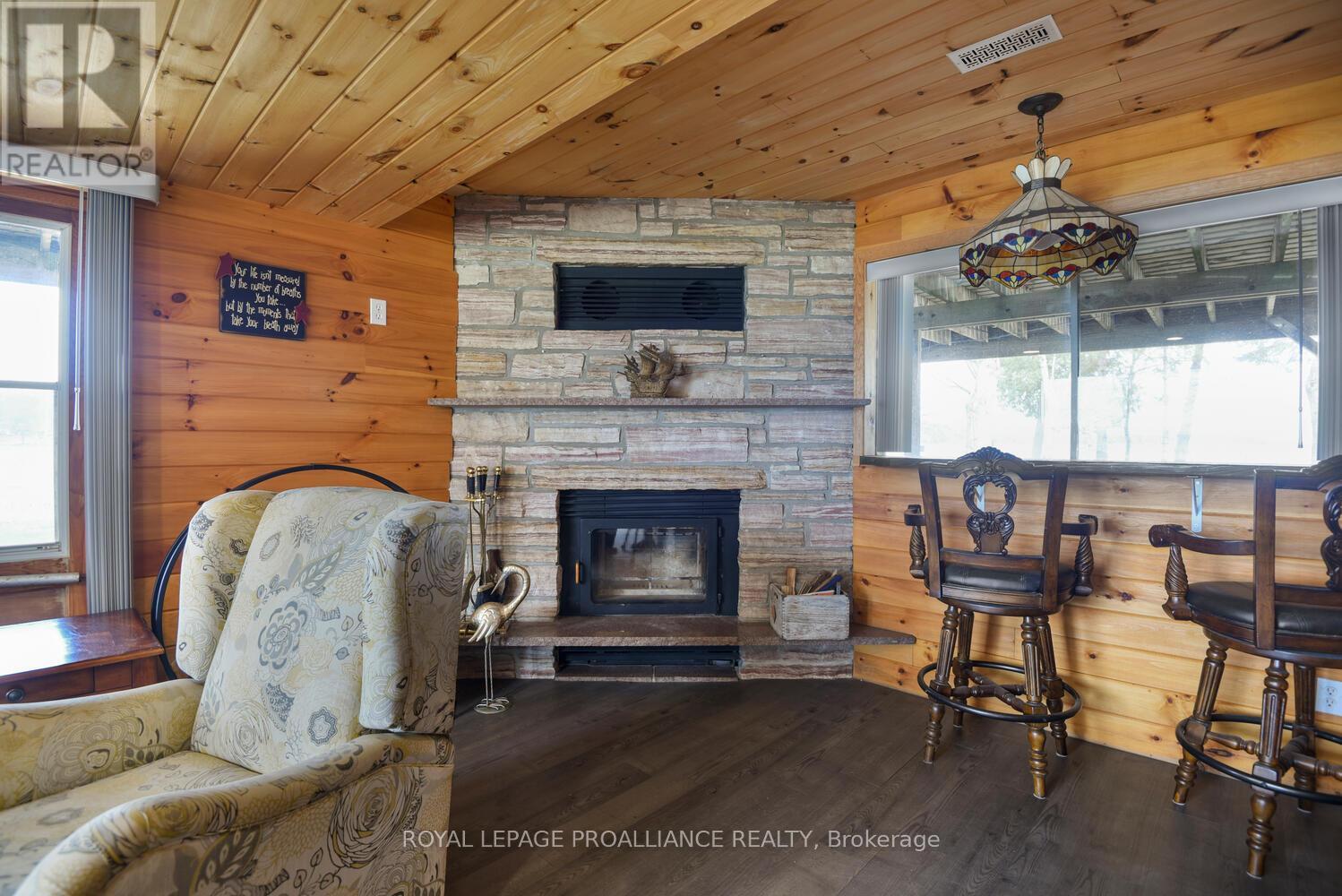 365 Mcnamee Lane, Rideau Lakes, Ontario  K0G 1V0 - Photo 14 - X12123555