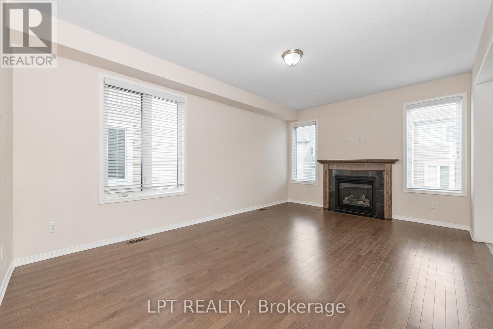 Property at 618 SILVER SPRUCE WAY image 5