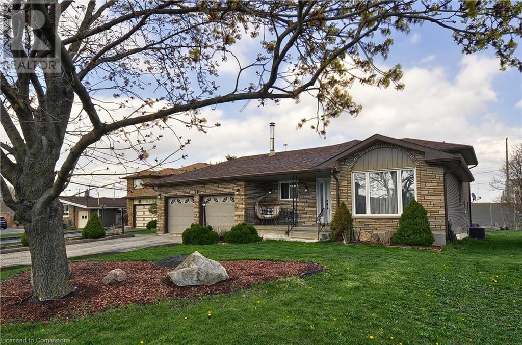 Property at 39 WAYNE Avenue image 2