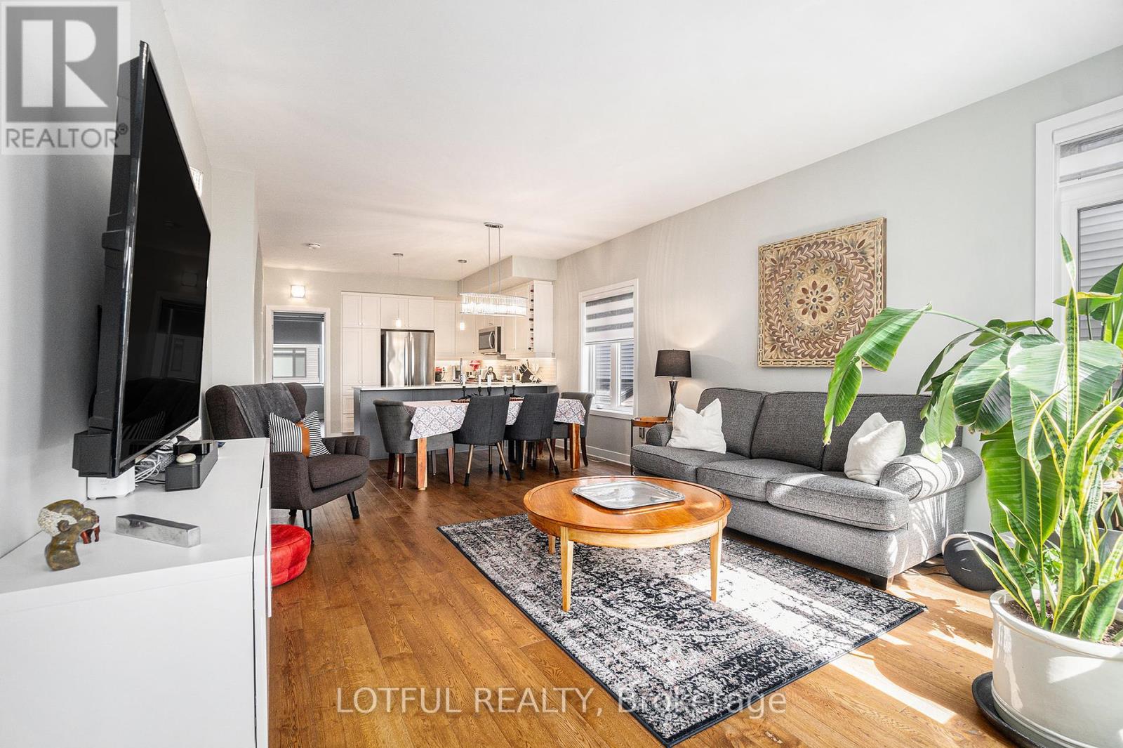 34 - 534 Crescendo Private, Ottawa, Ontario  K1X 0E4 - Photo 4 - X12123564