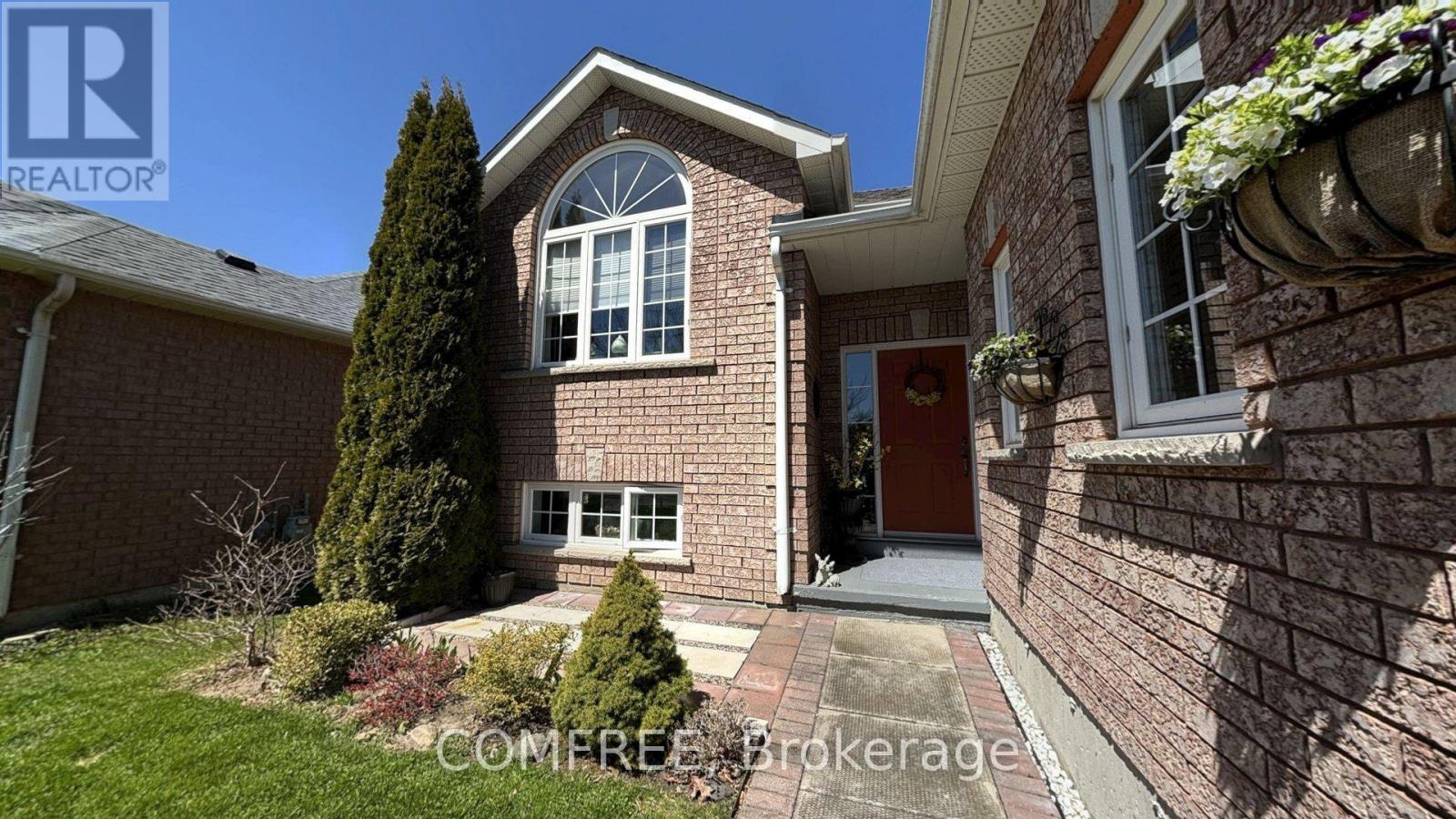 Property at 284 ROCKINGHAM COURT image 2