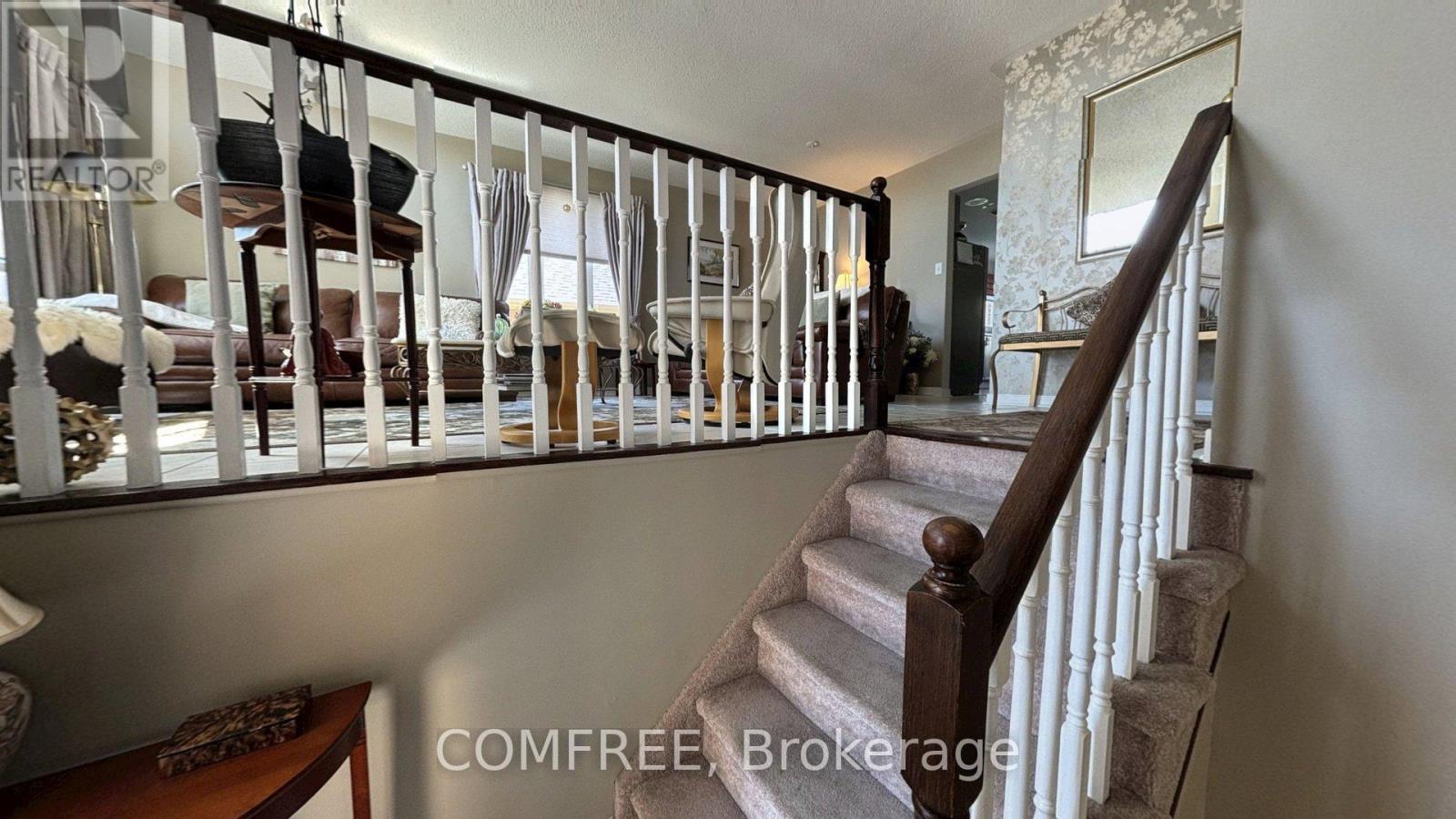 Property at 284 ROCKINGHAM COURT image 3