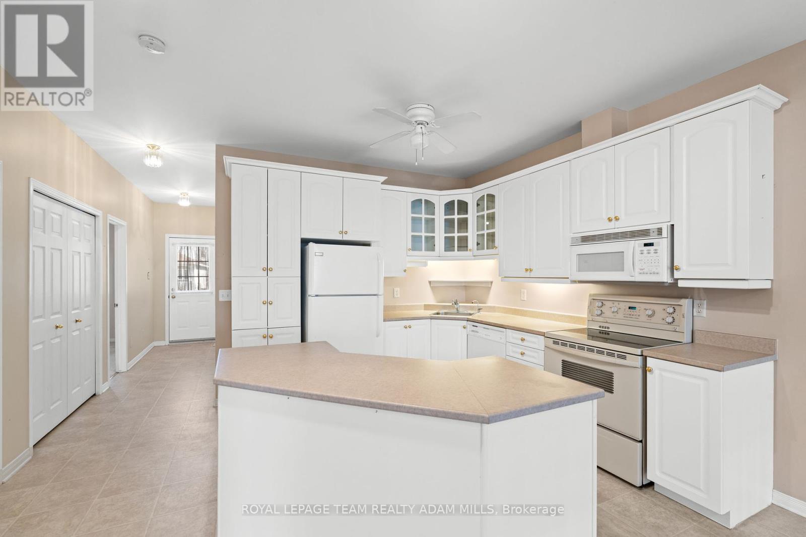 98 Patterson Crescent, Carleton Place, Ontario  K7C 4P3 - Photo 12 - X12123581