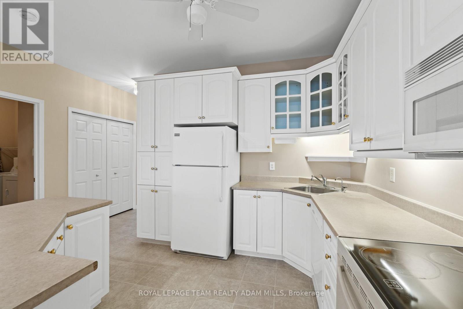 98 Patterson Crescent, Carleton Place, Ontario  K7C 4P3 - Photo 14 - X12123581