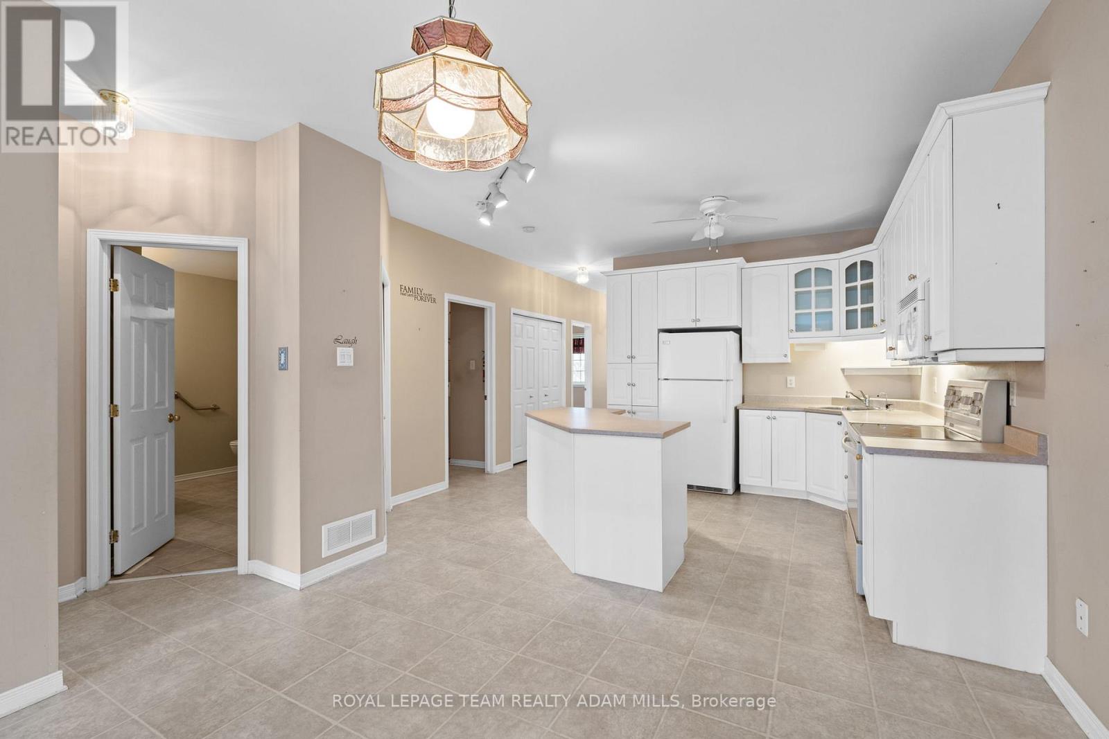 98 Patterson Crescent, Carleton Place, Ontario  K7C 4P3 - Photo 19 - X12123581