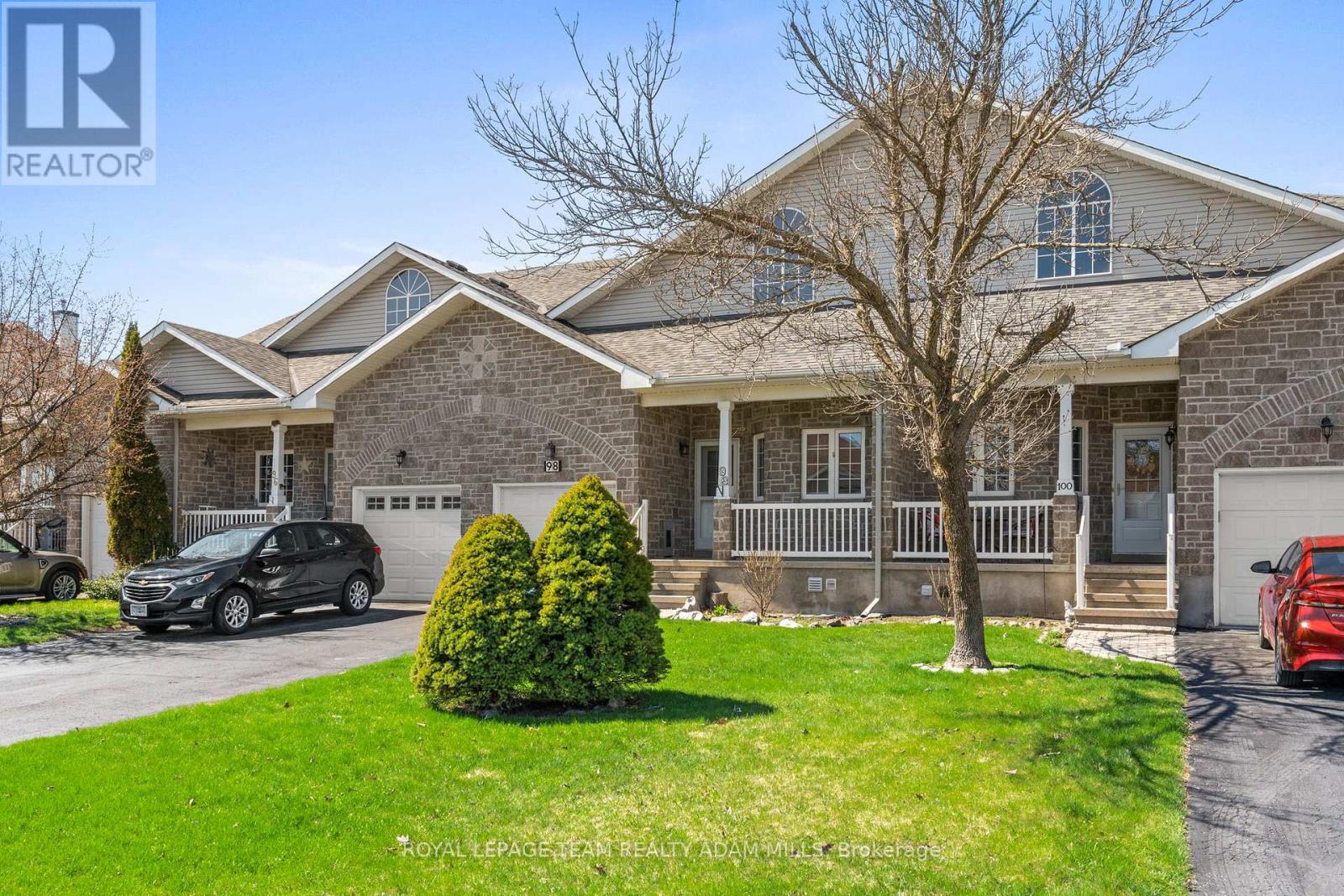 98 Patterson Crescent, Carleton Place, Ontario  K7C 4P3 - Photo 2 - X12123581