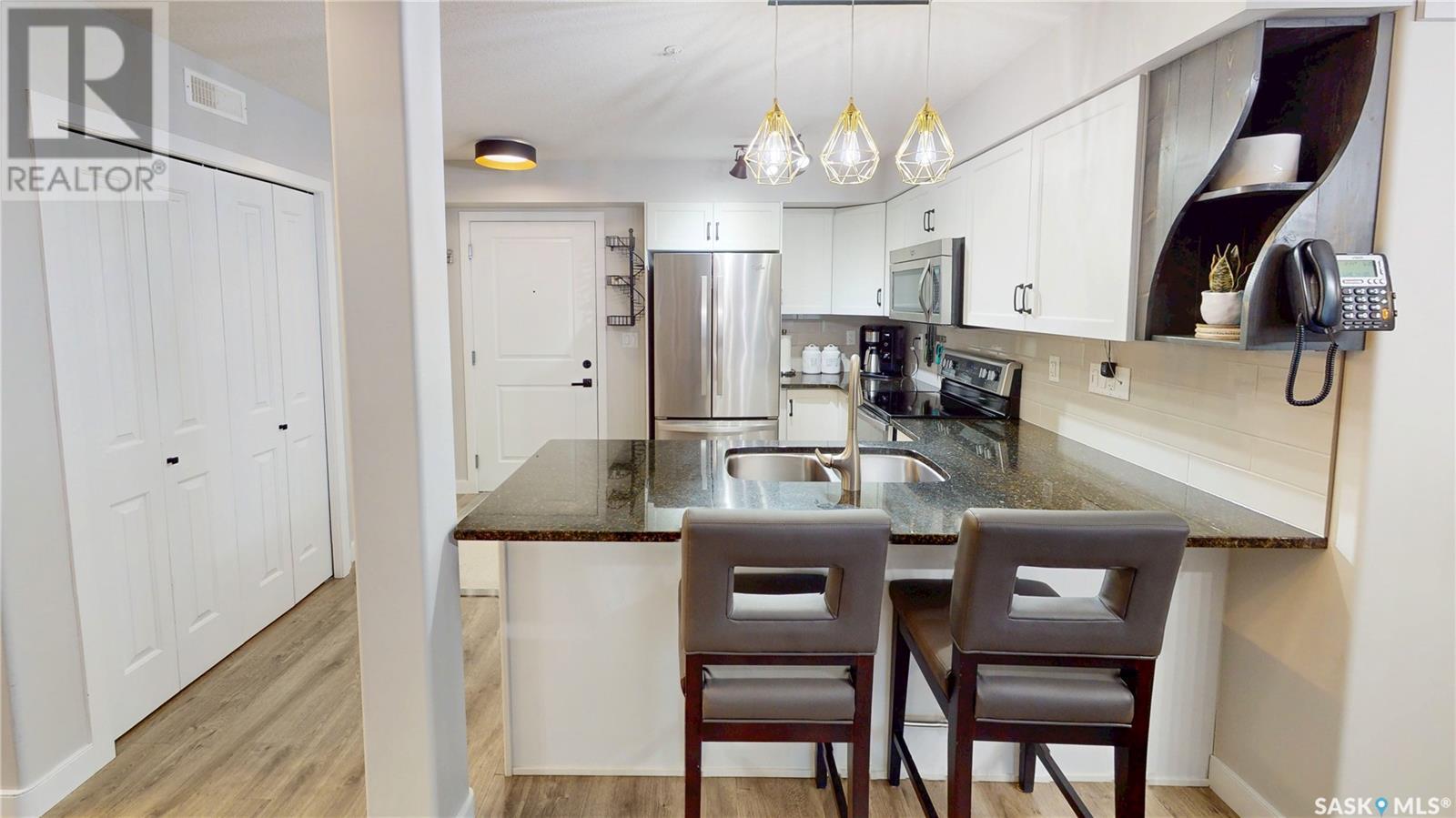 Property at 107 2321 Windsor Park ROAD image 4