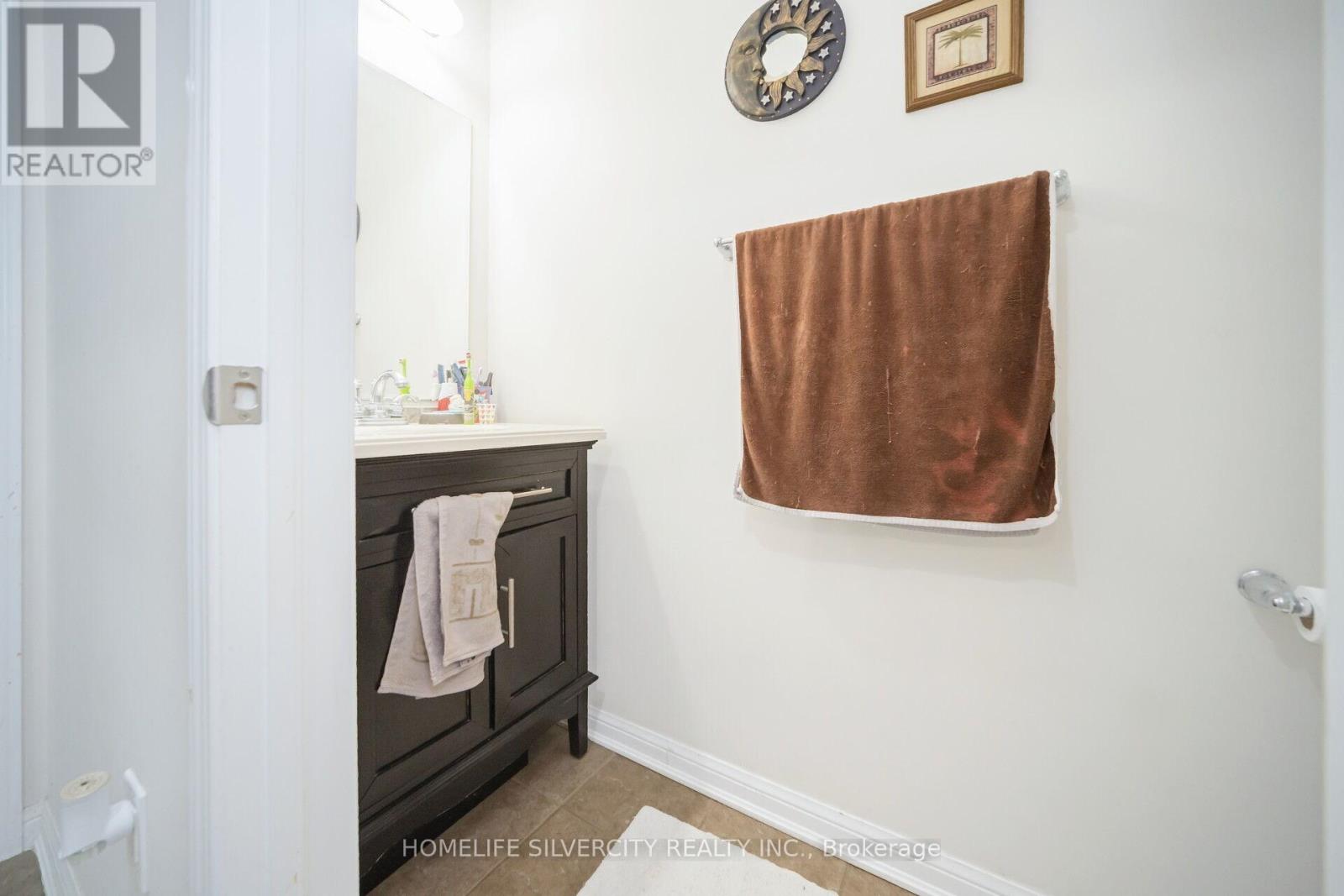 127 Bleasdale Avenue, Brampton, Ontario  L7A 0V8 - Photo 32 - W12107514