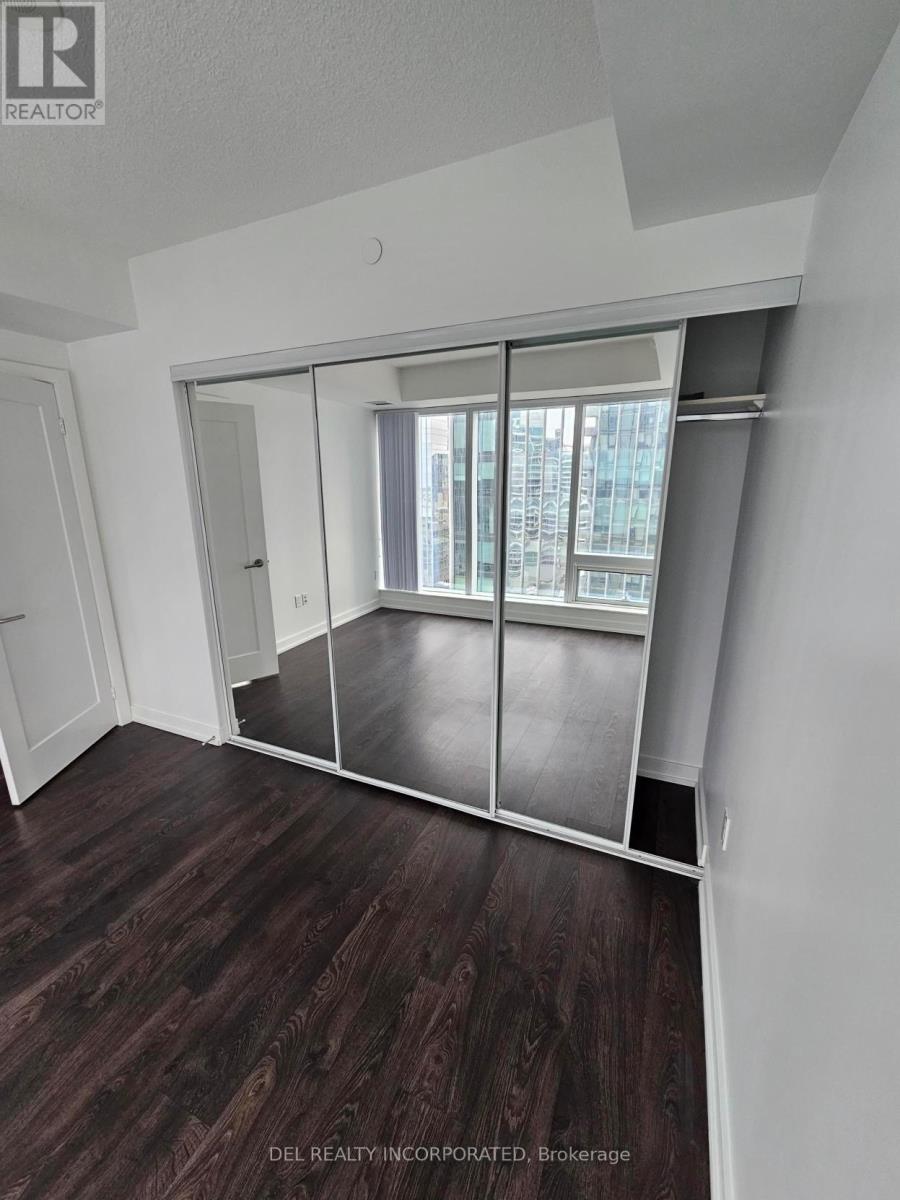 2104 - 10 York Street, Toronto, Ontario  M5J 0E1 - Photo 5 - C12106893