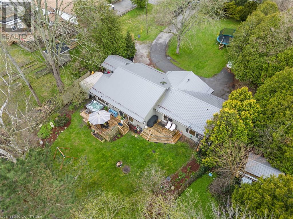 Property at 425 NORFOLK Street S image 3