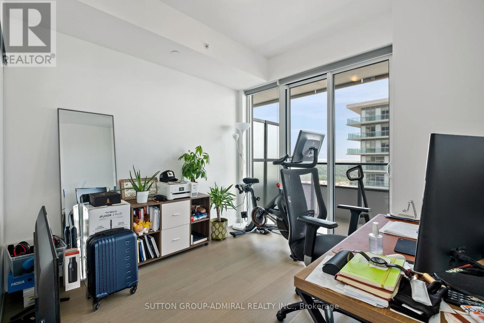 30 Shore Breeze Drive, Toronto, Ontario  M8V 0J1 - Photo 17 - W12118609