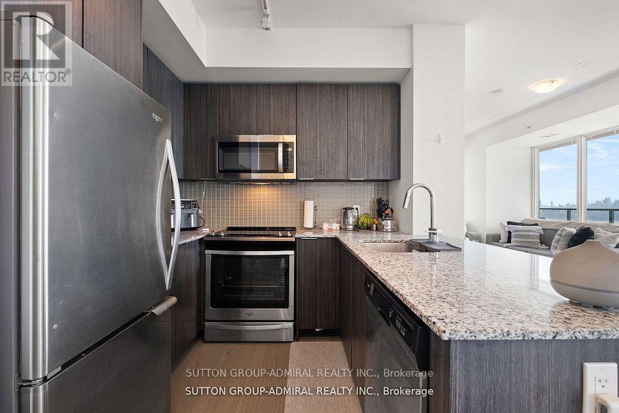 30 Shore Breeze Drive, Toronto, Ontario  M8V 0J1 - Photo 3 - W12118609