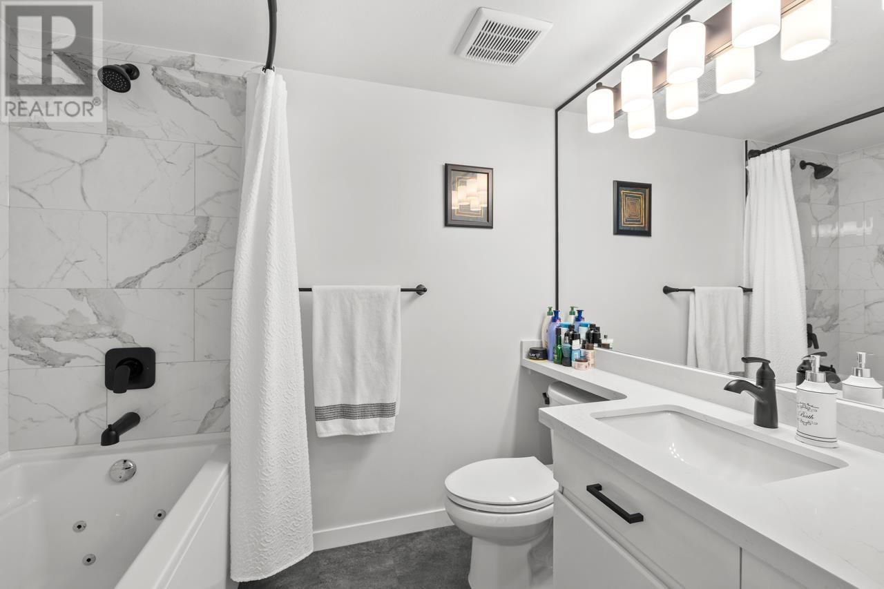 Listing Picture 19 of 30 : 2301 867 HAMILTON STREET, Vancouver / 溫哥華 - 魯藝地產 Yvonne Lu Group - MLS Medallion Club Member