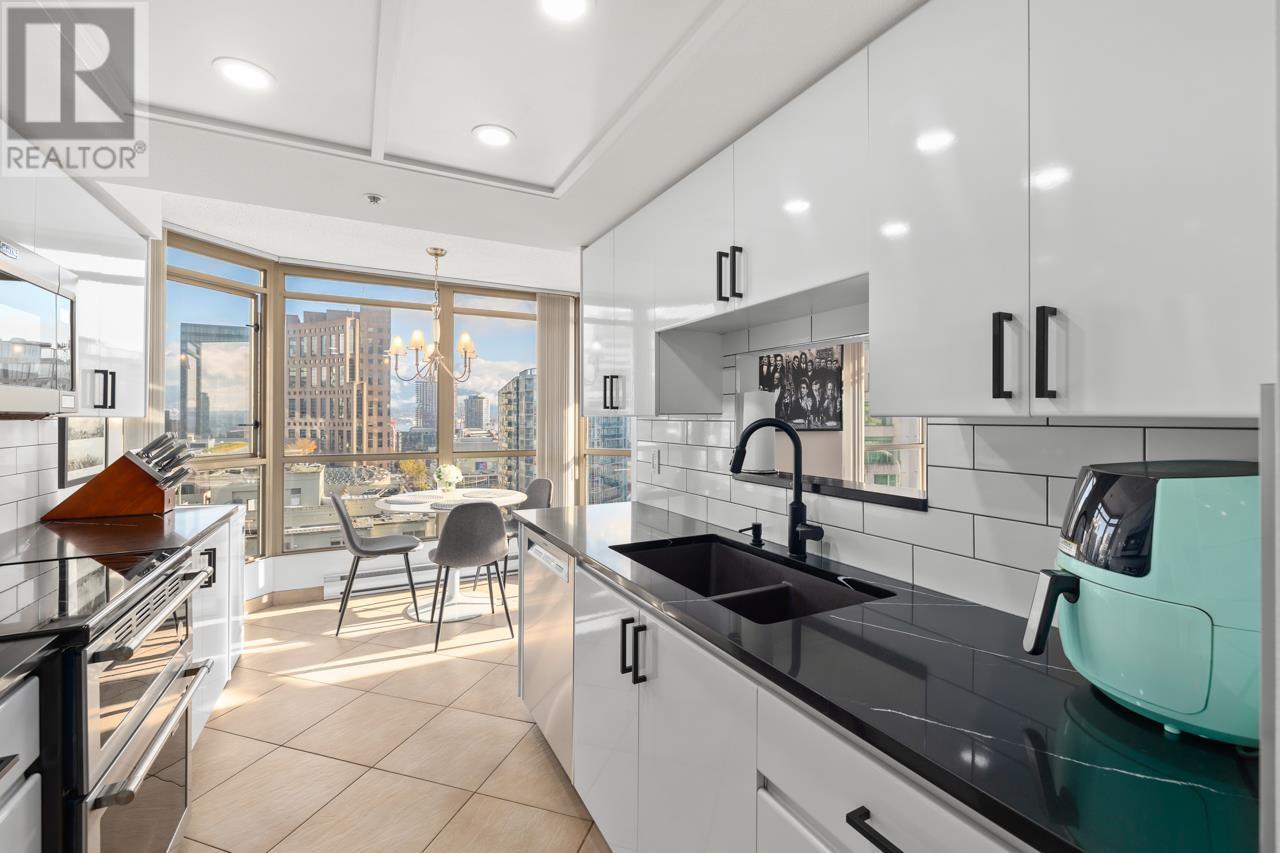 Listing Picture 8 of 30 : 2301 867 HAMILTON STREET, Vancouver / 溫哥華 - 魯藝地產 Yvonne Lu Group - MLS Medallion Club Member