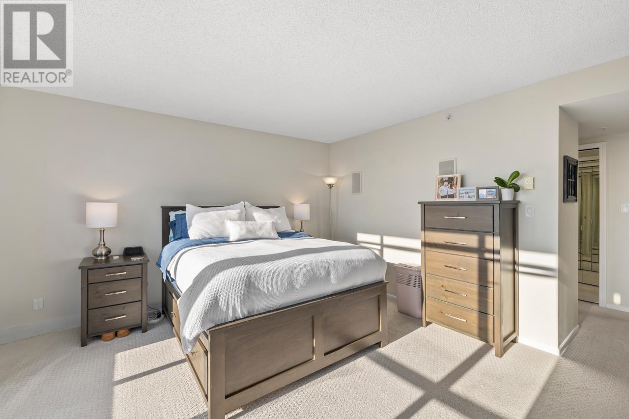 Listing Picture 17 of 30 : 2301 867 HAMILTON STREET, Vancouver / 溫哥華 - 魯藝地產 Yvonne Lu Group - MLS Medallion Club Member