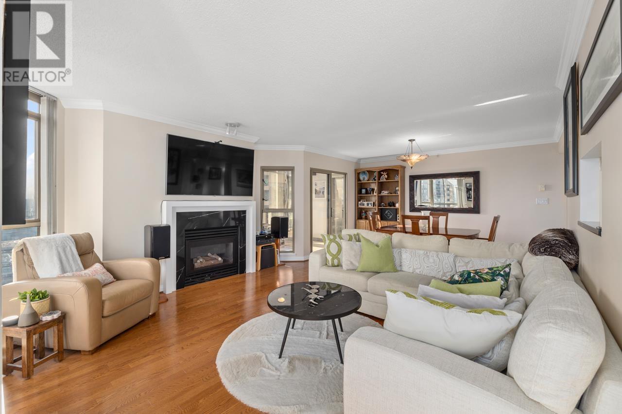 Listing Picture 5 of 30 : 2301 867 HAMILTON STREET, Vancouver / 溫哥華 - 魯藝地產 Yvonne Lu Group - MLS Medallion Club Member