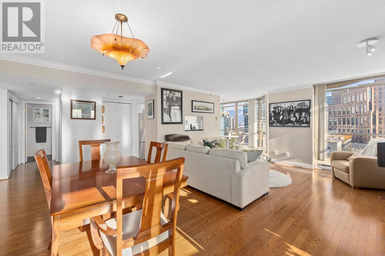 Listing Picture 7 of 30 : 2301 867 HAMILTON STREET, Vancouver / 溫哥華 - 魯藝地產 Yvonne Lu Group - MLS Medallion Club Member