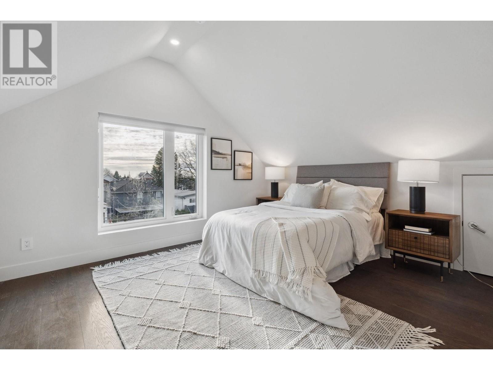 Listing Picture 22 of 40 : 2 638 E 46TH AVENUE, Vancouver / 溫哥華 - 魯藝地產 Yvonne Lu Group - MLS Medallion Club Member