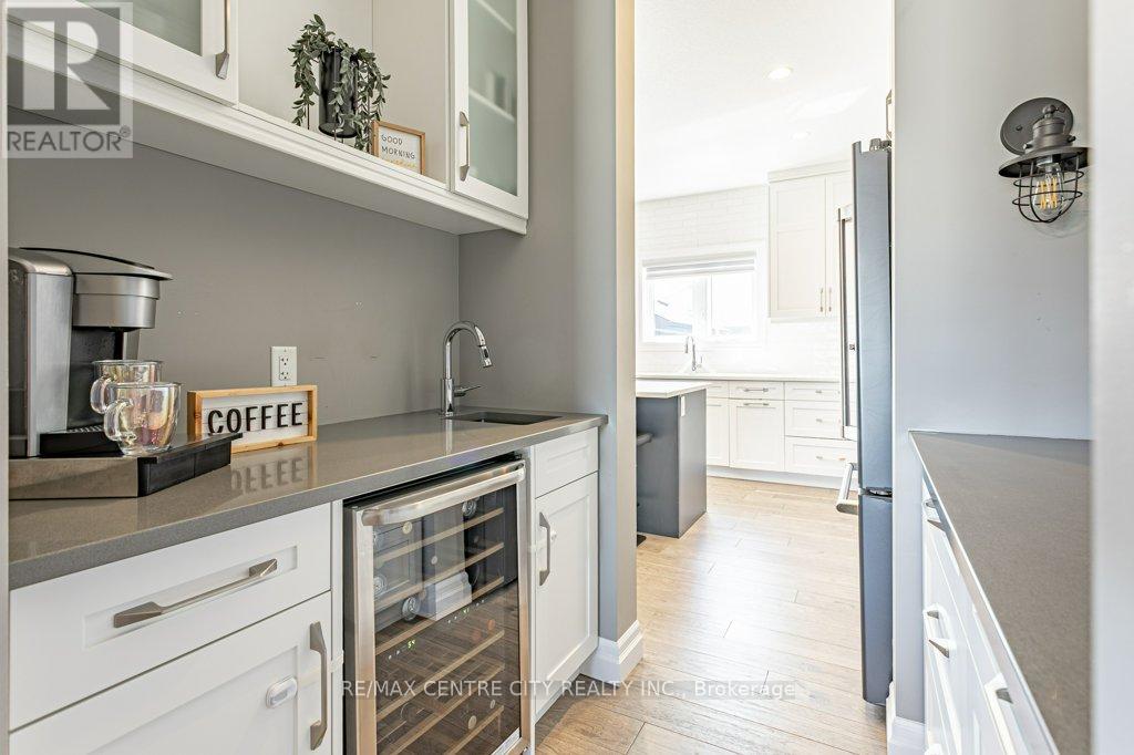 6601 Crown Grant Road, London South (South V), Ontario  N6P 0G3 - Photo 19 - X12123717