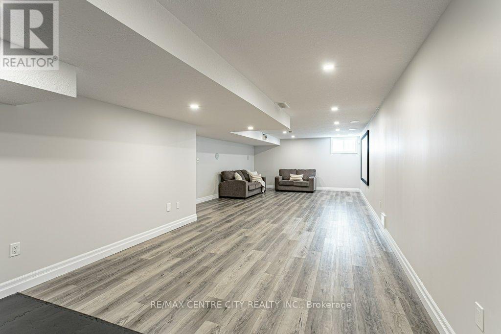 6601 Crown Grant Road, London South (South V), Ontario  N6P 0G3 - Photo 36 - X12123717