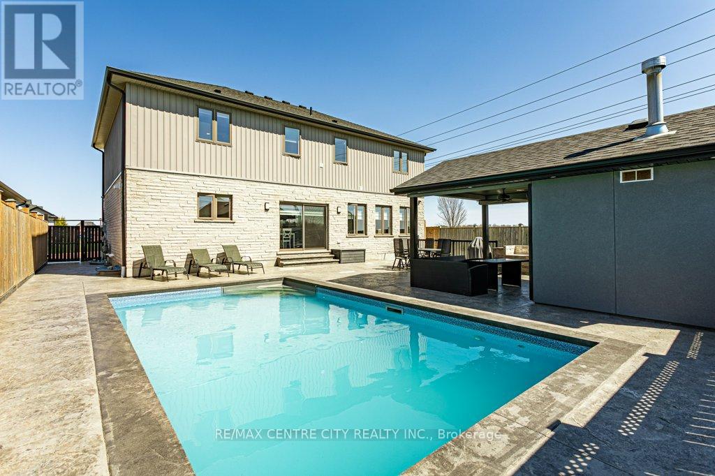 6601 Crown Grant Road, London South (South V), Ontario  N6P 0G3 - Photo 7 - X12123717