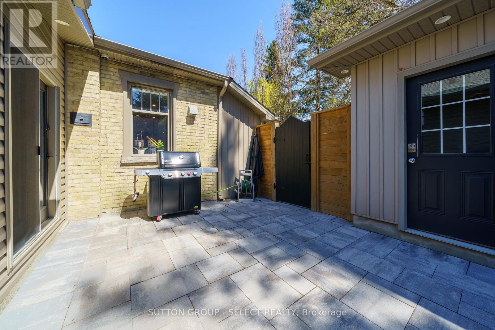 301 Cheapside Street, London East, Ontario  N6A 2A3 - Photo 33 - X12123734