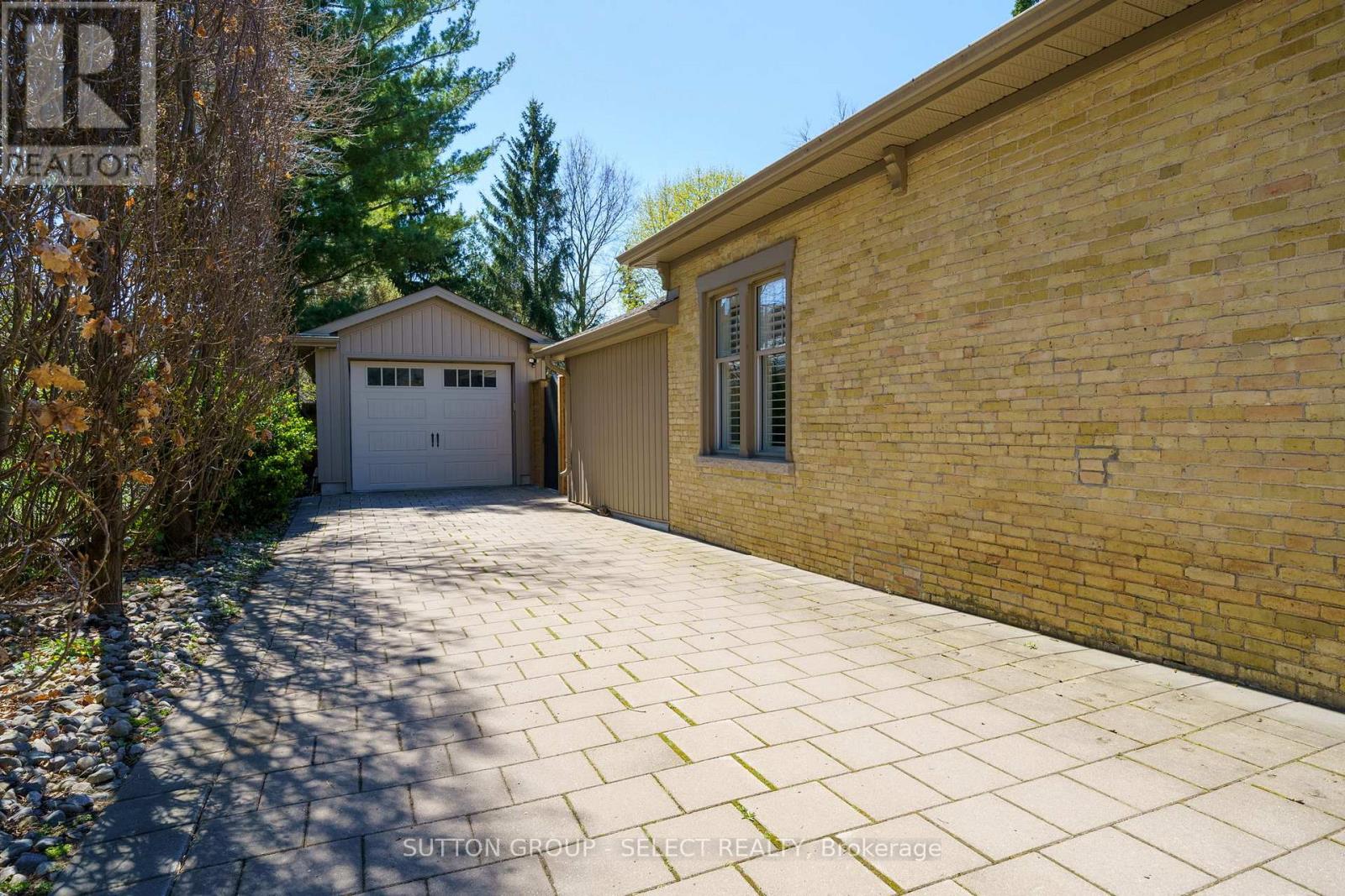 301 Cheapside Street, London East, Ontario  N6A 2A3 - Photo 36 - X12123734
