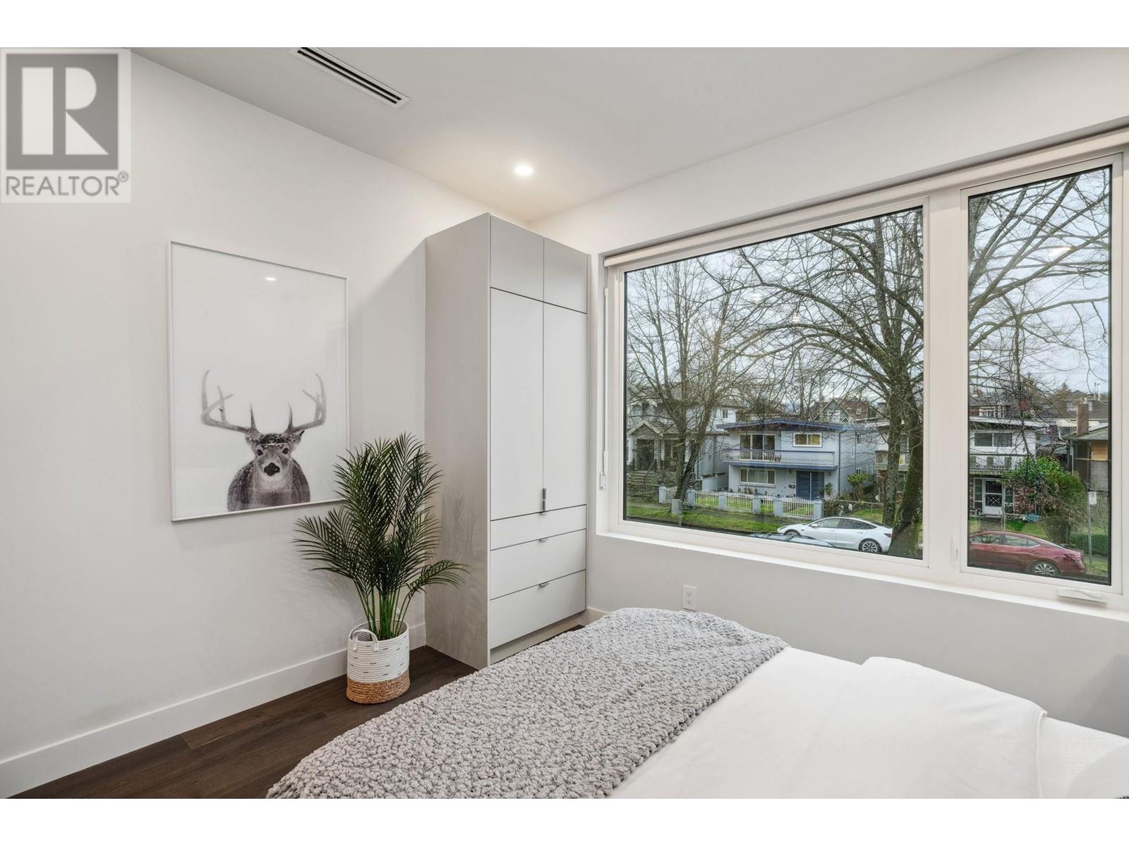 Listing Picture 26 of 40 : 1 638 E 46TH AVENUE, Vancouver / 溫哥華 - 魯藝地產 Yvonne Lu Group - MLS Medallion Club Member