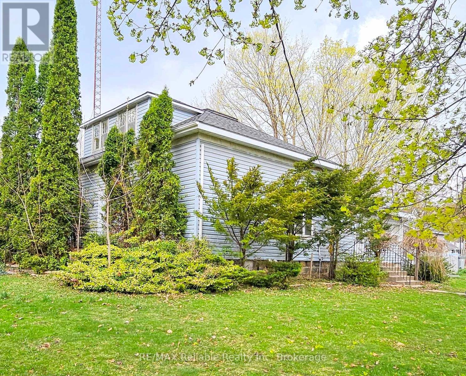 59 Rattenbury Street W, Central Huron, Ontario  N0M 1L0 - Photo 5 - X12123634